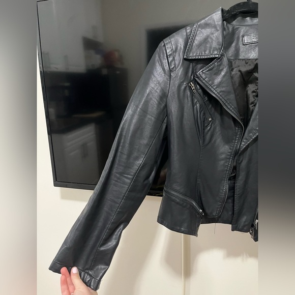 BLANK NYC LEATHER JACKET - Picture 2 of 6